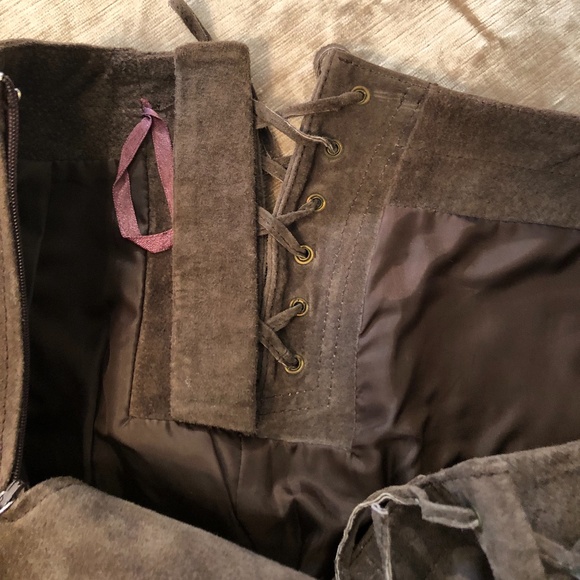 Y2K B.B. Dakota Brown Suede Mini Skirt - Picture 8 of 11